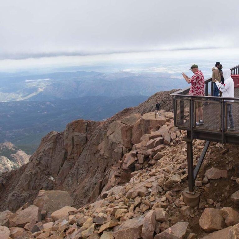 Pike's Peak Lookout